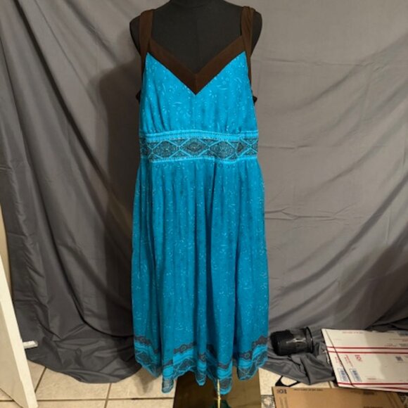 SIGNATURE BY ROBBIE BEE Dress Size 16W - Picture 1 of 4